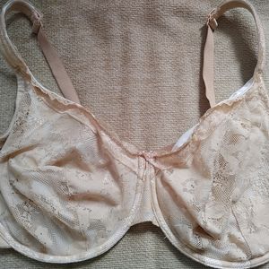 Cacique beige lace bra